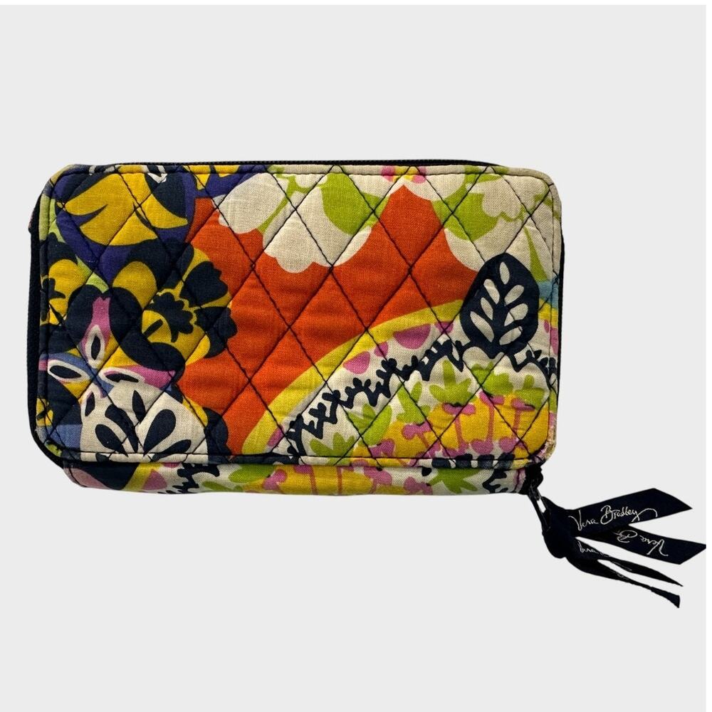 Vera Bradley Wallet Rio Pattern - Picture 6 of 11